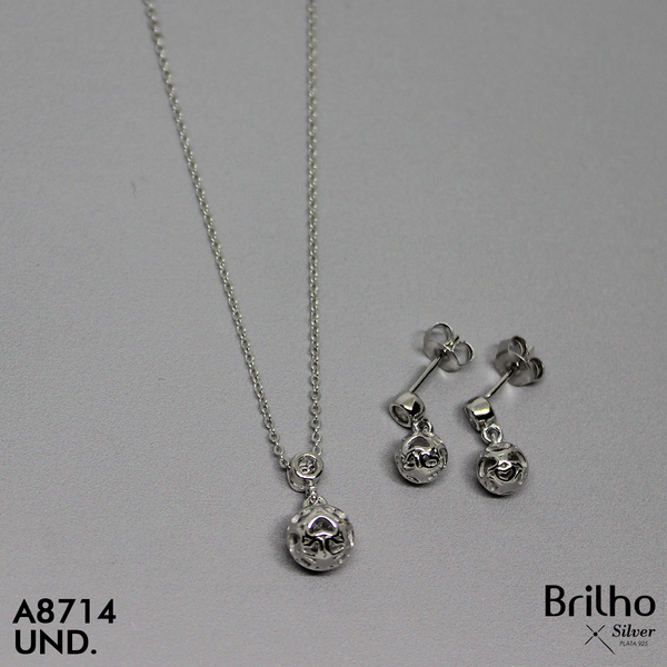 T1N173 JUEGO CêRCULO DE CORAZONES